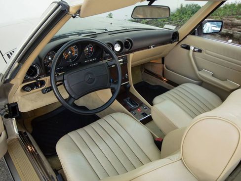 Used 1989 Mercedes-Benz 560 SL image 22