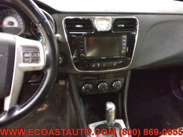 Used 2014 Chrysler 200 Limited w/ Sun/Sound Group FWD image 12