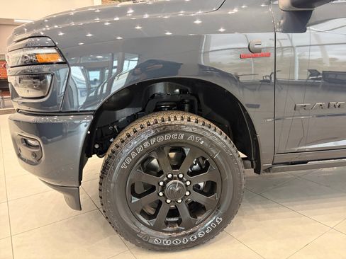 New 2026 RAM 3500 Laramie AWD/4WD image 10
