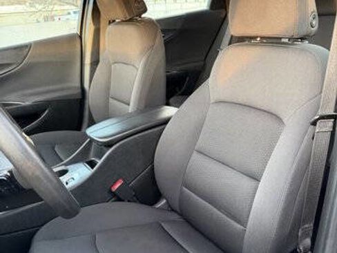 Used 2023 Chevrolet Malibu LT FWD image 13