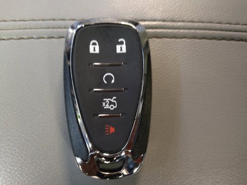 Used 2018 Chevrolet Malibu LT w/ Leather Package image 32