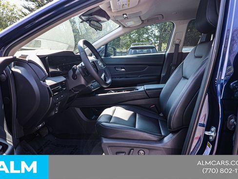 Used 2025 Nissan Murano SV FWD image 17