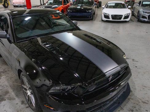 Used 2013 Ford Mustang Boss 302 RWD image 18