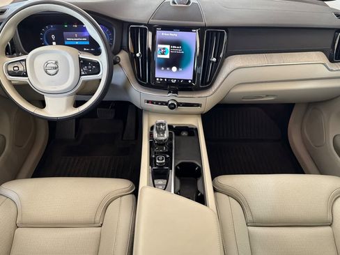 Used 2022 Volvo XC60 B5 Inscription w/ Advanced Package FWD image 14