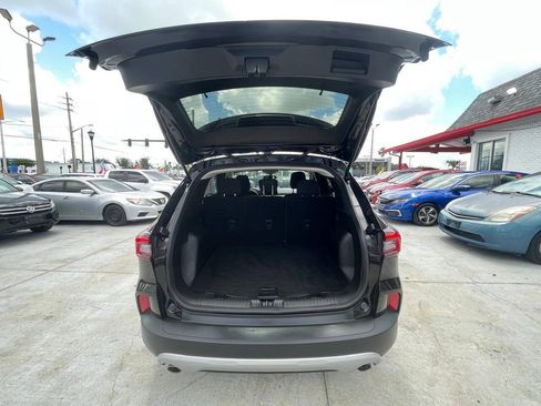 Used 2025 Ford Escape Active FWD image 4