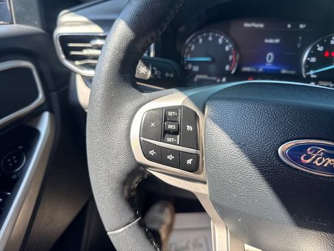 Used 2024 Ford Explorer XLT w/ Equipment Group 202A AWD/4WD image 36