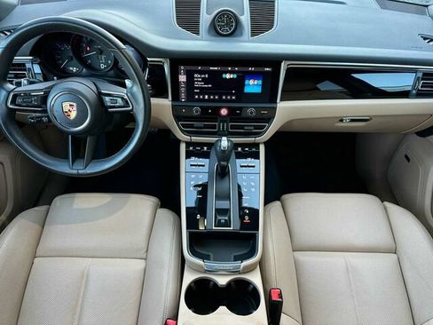 Used 2024 Porsche Macan w/ Premium Plus Package AWD/4WD image 16