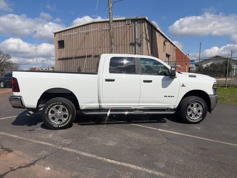 Used 2025 RAM 2500 Big Horn image 8