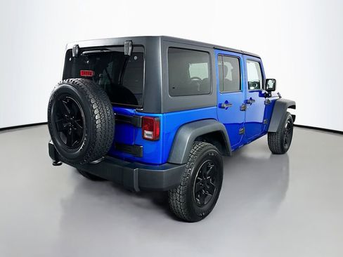 Used 2016 Jeep Wrangler Unlimited Rubicon w/ Connectivity Group image 7