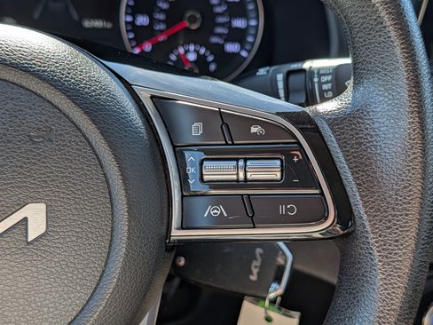 Certified 2023 Kia Forte LXS FWD image 29