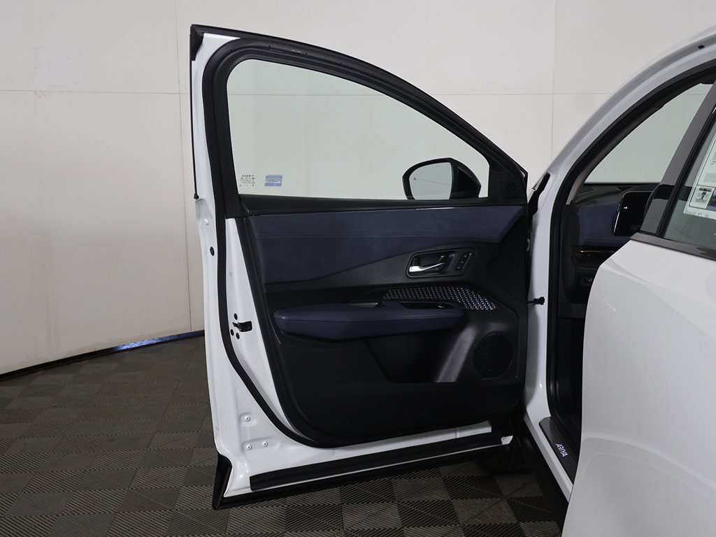 Used 2024 Nissan Ariya AWD image 24