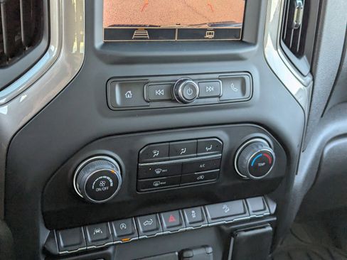 Used 2023 Chevrolet Silverado 1500 Custom Trail Boss image 29