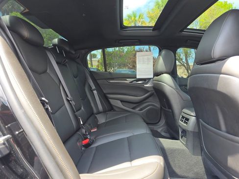 Used 2023 Cadillac CT5 V RWD image 13