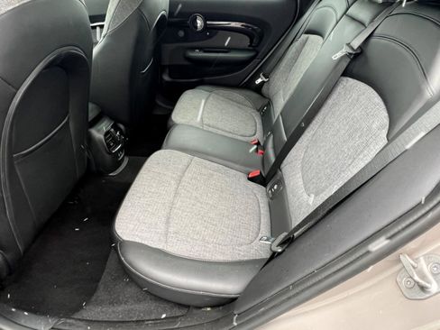 Used 2022 MINI Cooper Clubman S image 25