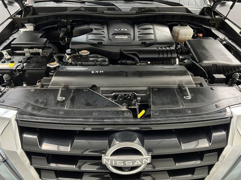 Used 2023 Nissan Armada SL w/ Captain's Chairs Package image 81