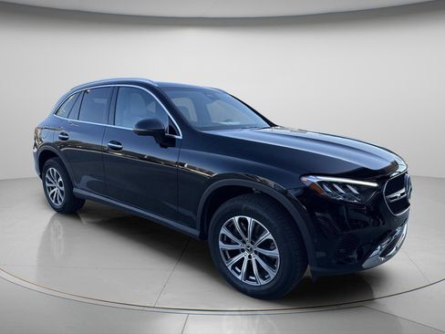 Certified 2023 Mercedes-Benz GLC 300 image 6