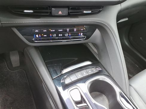 Certified 2023 Buick Envision Avenir FWD image 19