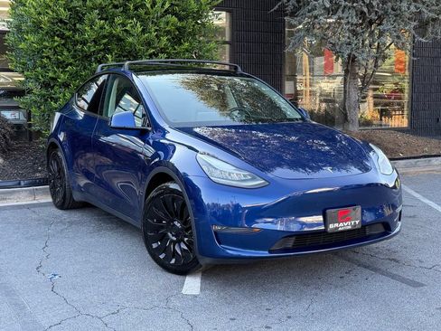Used 2021 Tesla Model Y Long Range AWD/4WD image 7