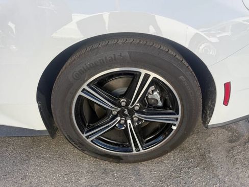 Used 2025 Ford Mustang Convertible image 16