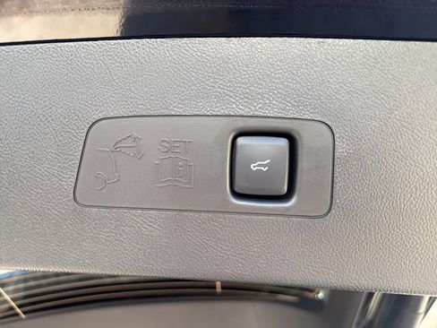 New 2026 Lincoln Corsair Premiere image 22