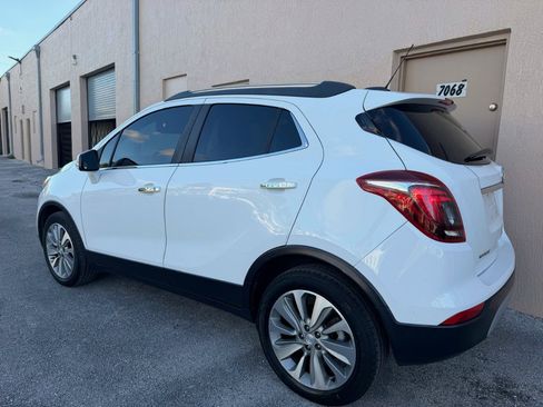 Used 2018 Buick Encore Preferred image 10