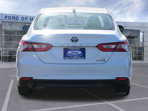 Used 2020 Toyota Camry LE w/ Fleet Convenience Package FWD image 5