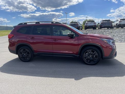 Certified 2024 Subaru Ascent Onyx Edition AWD/4WD image 2