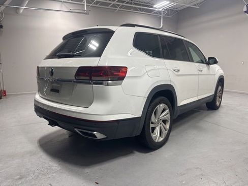 Used 2021 Volkswagen Atlas SE w/ Towing Package FWD image 5