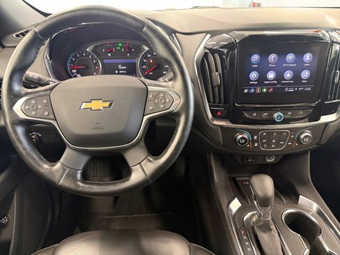 Used 2023 Chevrolet Traverse LT w/ LPO, Floor Liner Package AWD/4WD image 14