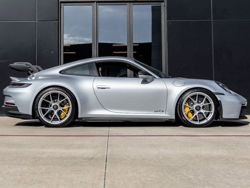 Certified 2022 Porsche 911 GT3 image 12