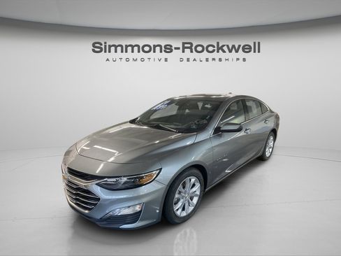 Used 2024 Chevrolet Malibu LT image 1