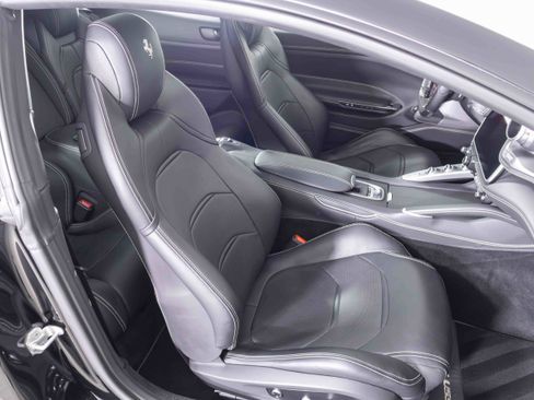 Used 2019 Ferrari GTC4Lusso image 35