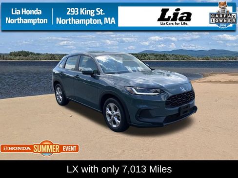 Used 2025 Honda HR-V LX image 1