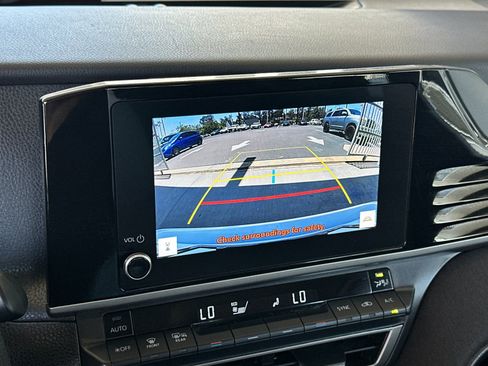 Used 2025 Toyota Camry LE FWD image 16