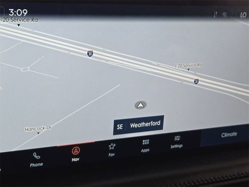 Used 2022 Lincoln Nautilus Reserve w/ Equipment Group 201A image 18