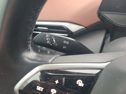 Used 2022 Volkswagen ID.4 Pro S image 23