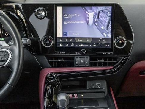 Used 2024 Lexus NX 350h AWD w/ Premium Package image 7