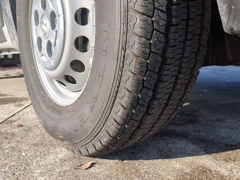 New 2024 RAM ProMaster 3500 w/ Delivery Van Package image 11