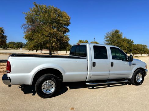 Used 2001 Ford F350 XLT image 50