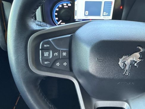 Used 2024 Ford Bronco Badlands image 15