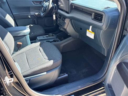 New 2025 Ford Maverick XL image 13