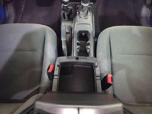 Used 2024 Jeep Wrangler Unlimited Sport AWD/4WD image 19