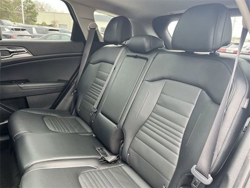 Certified 2024 Kia Sportage SX image 23