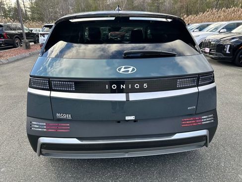 New 2026 Hyundai Ioniq 5 SEL image 4