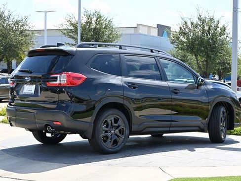 New 2025 Subaru Ascent Bronze Edition image 3