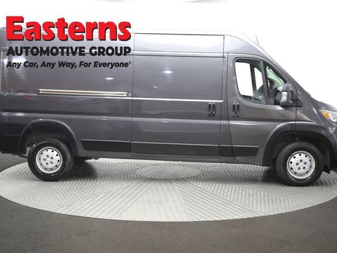 Used 2023 RAM ProMaster 2500 FWD image 43