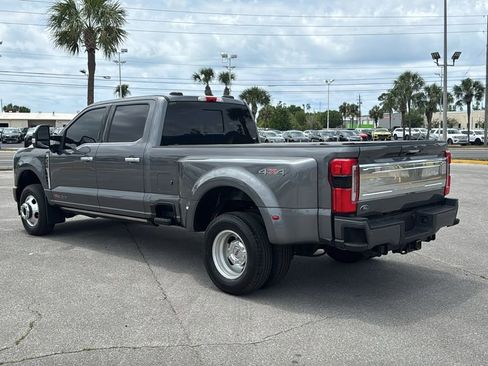 Used 2024 Ford F350 Platinum AWD/4WD image 3
