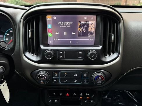 Used 2021 GMC Canyon Denali image 24