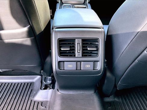 Used 2022 Honda Accord Touring image 17