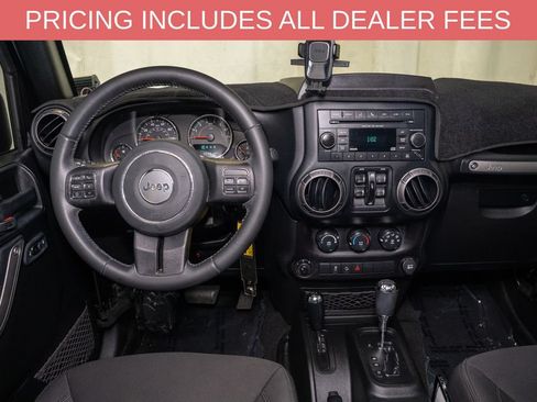 Used 2018 Jeep Wrangler Unlimited Sport S AWD/4WD image 6
